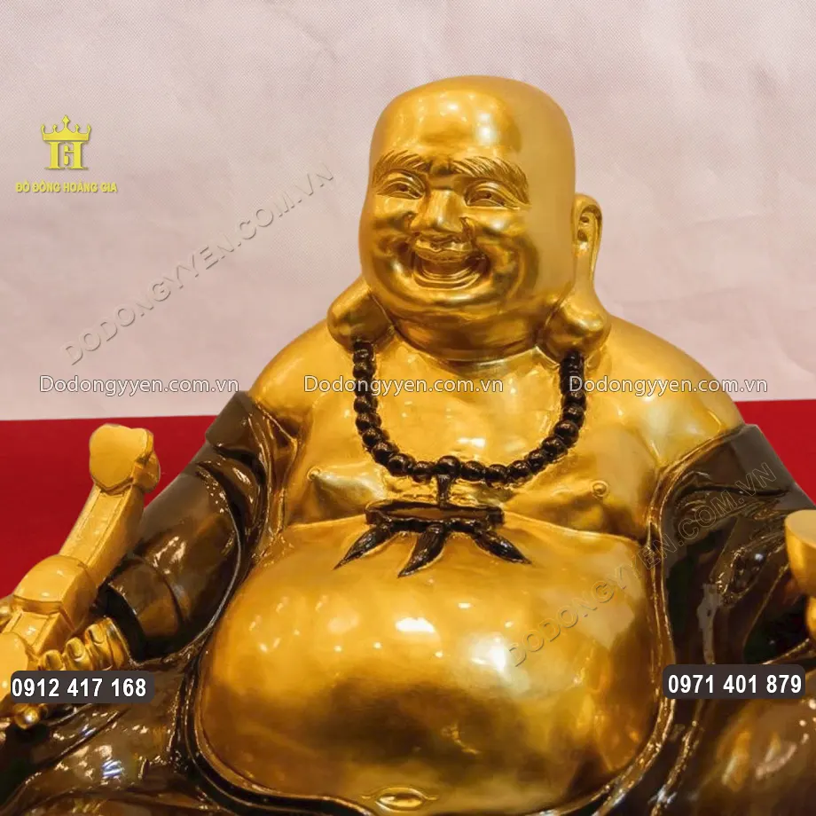 Từng họa tiết hoa văn tr&ecirc;n vật phẩm được chạm khắc sắc n&eacute;t